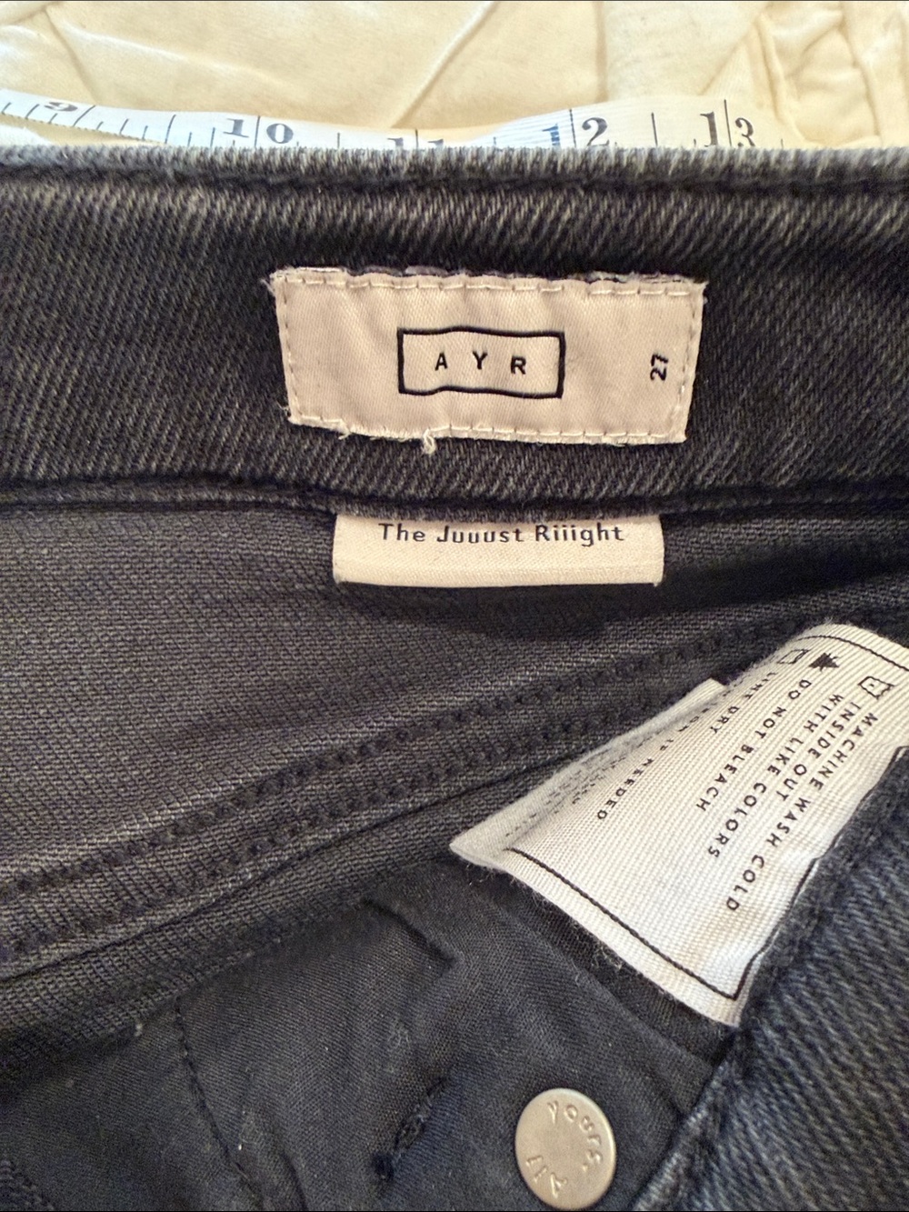 AYR The Juuust Riiight Black Frayed Hem Denim Cutoff Shorts, sz 27 - Picture 2 of 5
